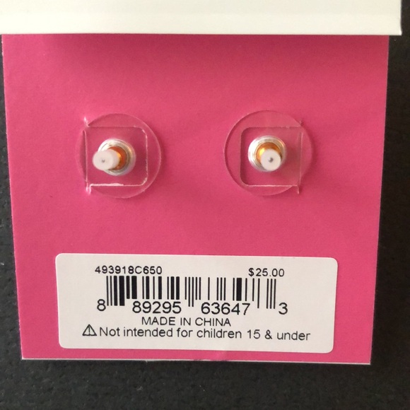 Betsey Johnson Pink Enamel Tropical Flower Stud Earrings Crystal Accent NWT - Picture 11 of 11